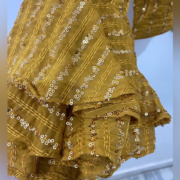 Coord set with mustard yellow top and skirt and you can buy separate as well - Picture 5 of 15